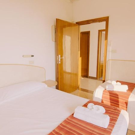 Hotel Beverly Rimini Exterior photo