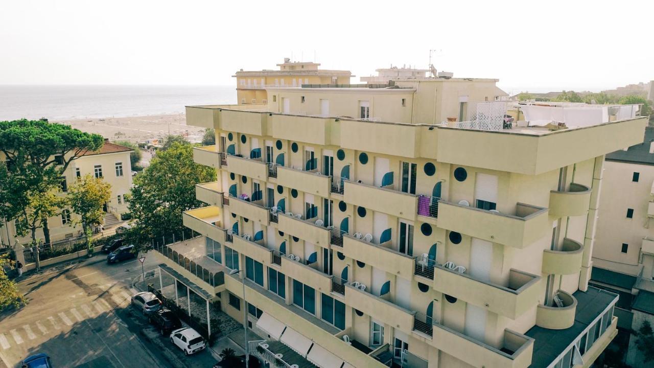 Hotel Beverly Rimini Exterior photo