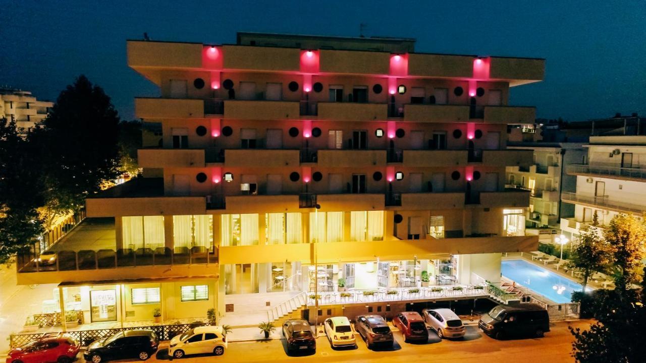 Hotel Beverly Rimini Exterior photo