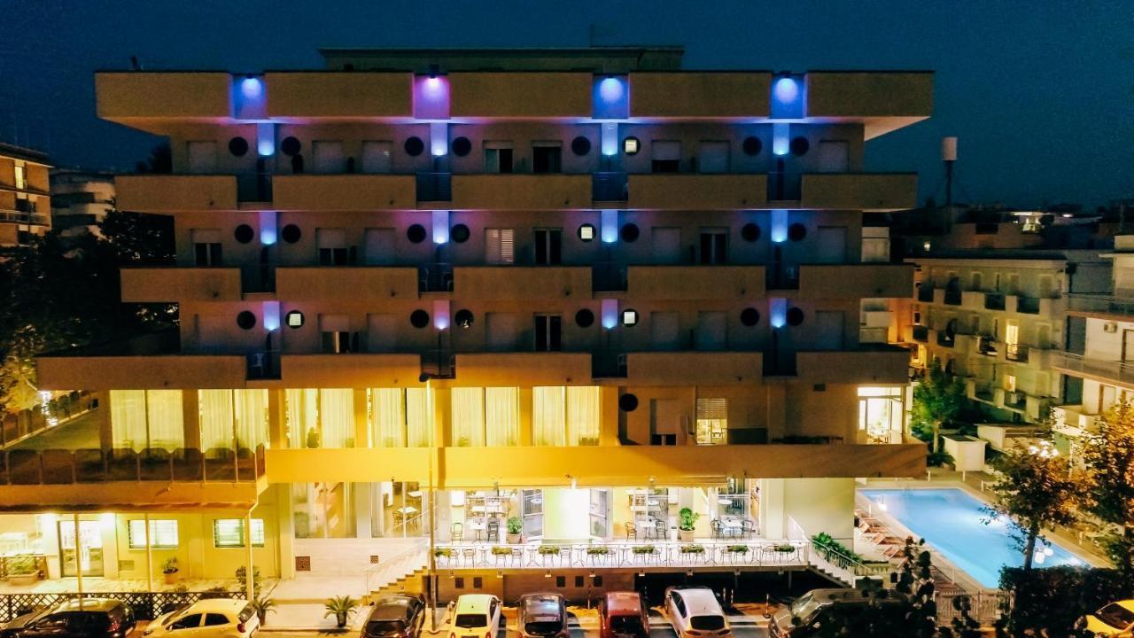 Hotel Beverly Rimini Exterior photo