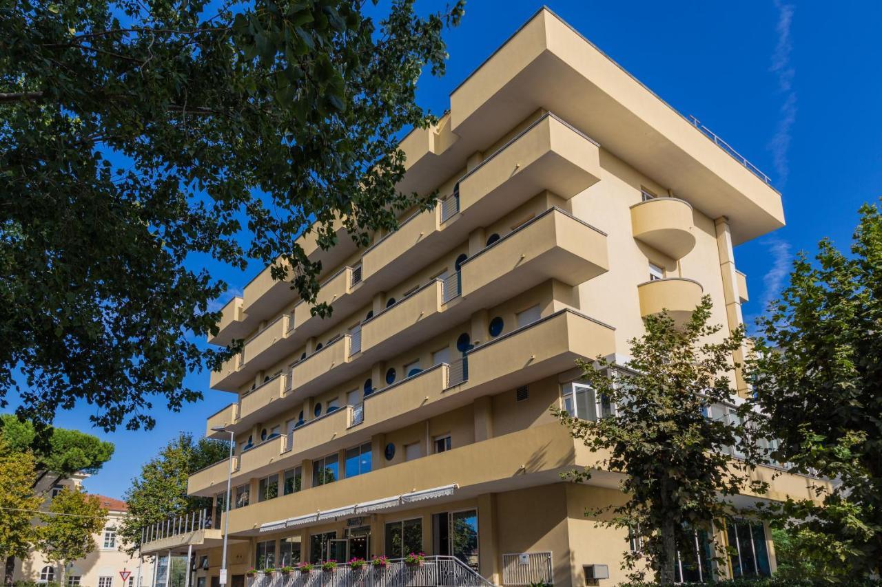 Hotel Beverly Rimini Exterior photo